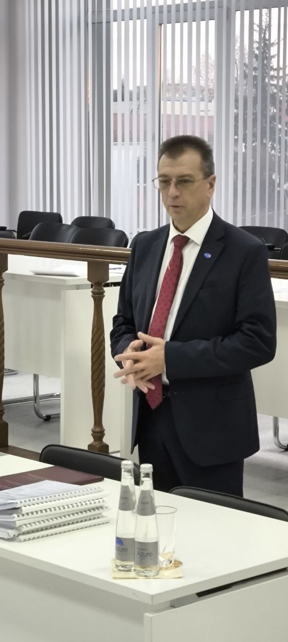 Игорь Корпунков: В очередной раз, в качестве Председателя государственной экзаменационной комиссии, принимал выпускные квалификационные работы у выпускников Курской академии государственной и муниципальной службы по...