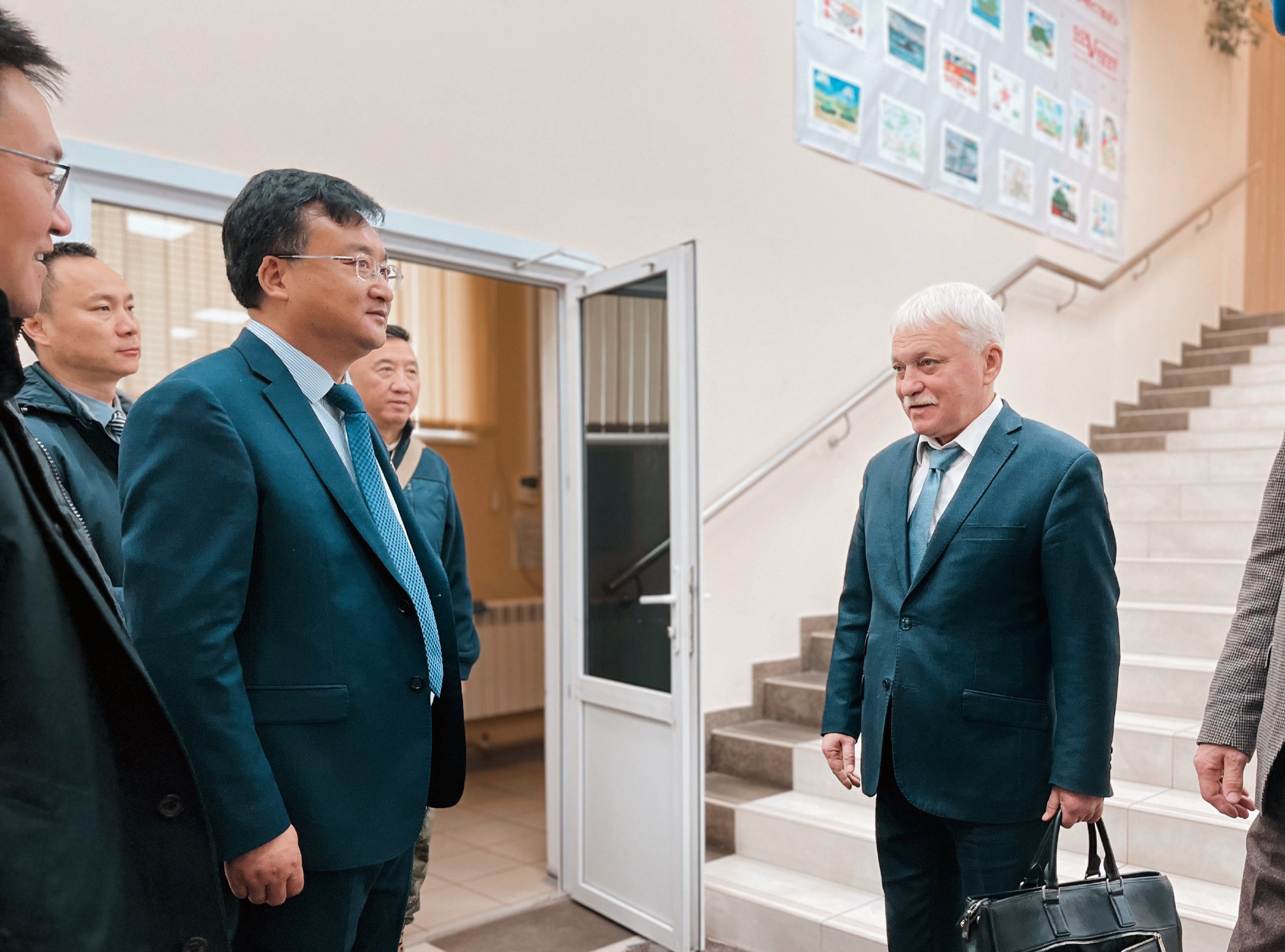 Представители группы компаний CCSP из Китая посетили курскую площадку «Совтест АТЕ» Представители группы компаний CCSP из Китая посетили курскую площадку «Совтест АТЕ»