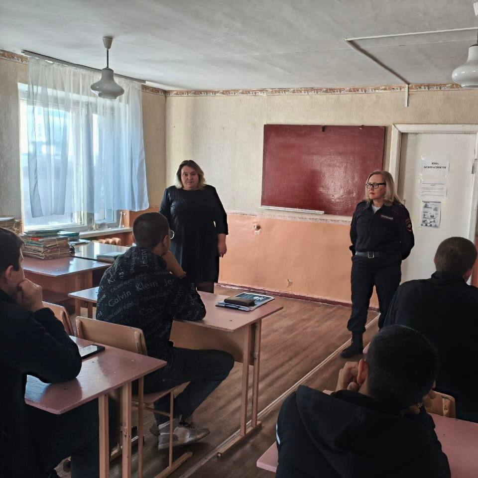 КДН и ЗП Медвенского района в текущем учебном году реализует проект по проведению Дней профилактики в образовательных организациях района КДН и ЗП Медвенского района в текущем учебном году реализует проект по проведению Дней профилактики в образовательных организациях района