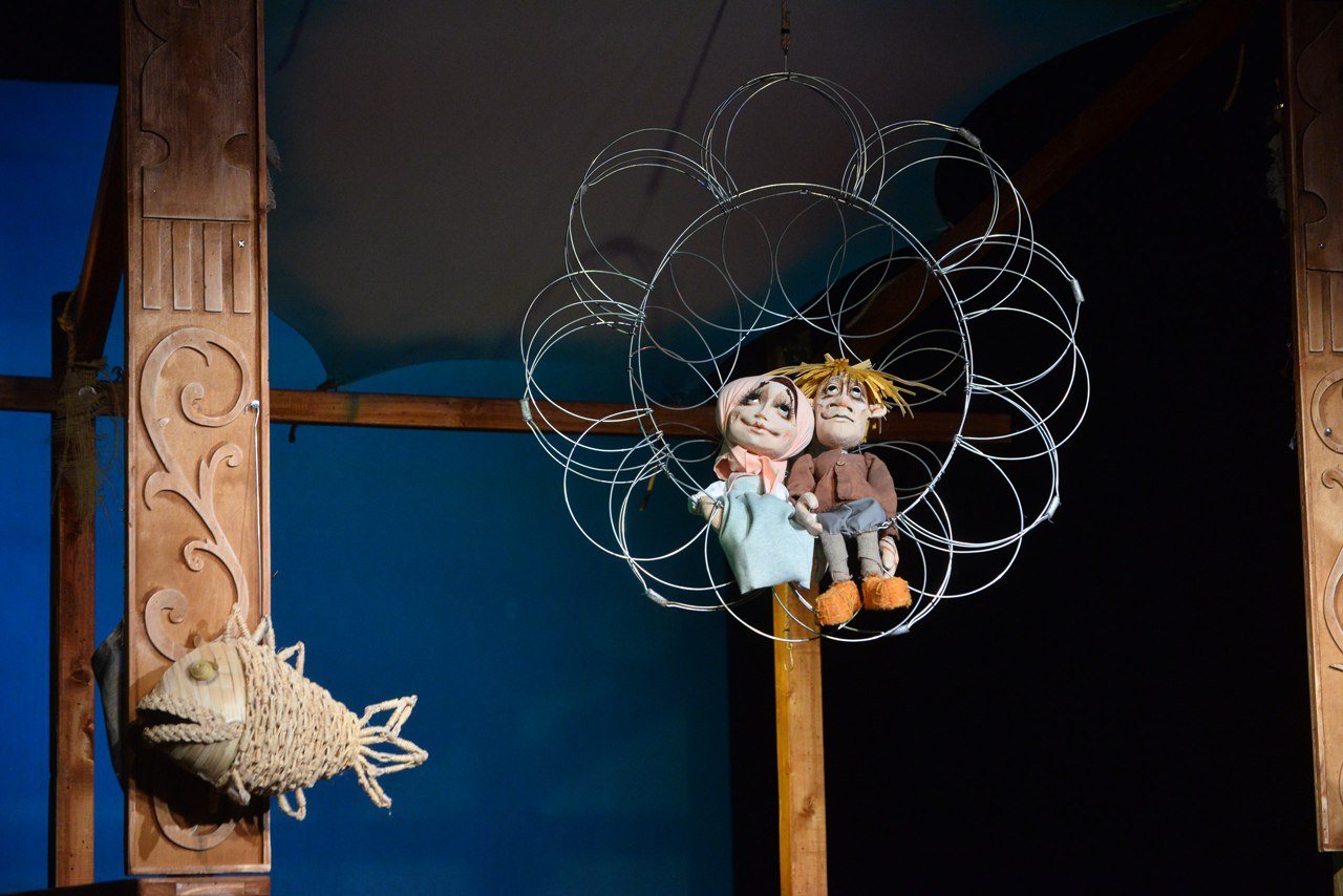 Приготовьтесь к путешествию, где куклы оживают, а сказки становятся реальностью! Приготовьтесь к путешествию, где куклы оживают, а сказки становятся реальностью!