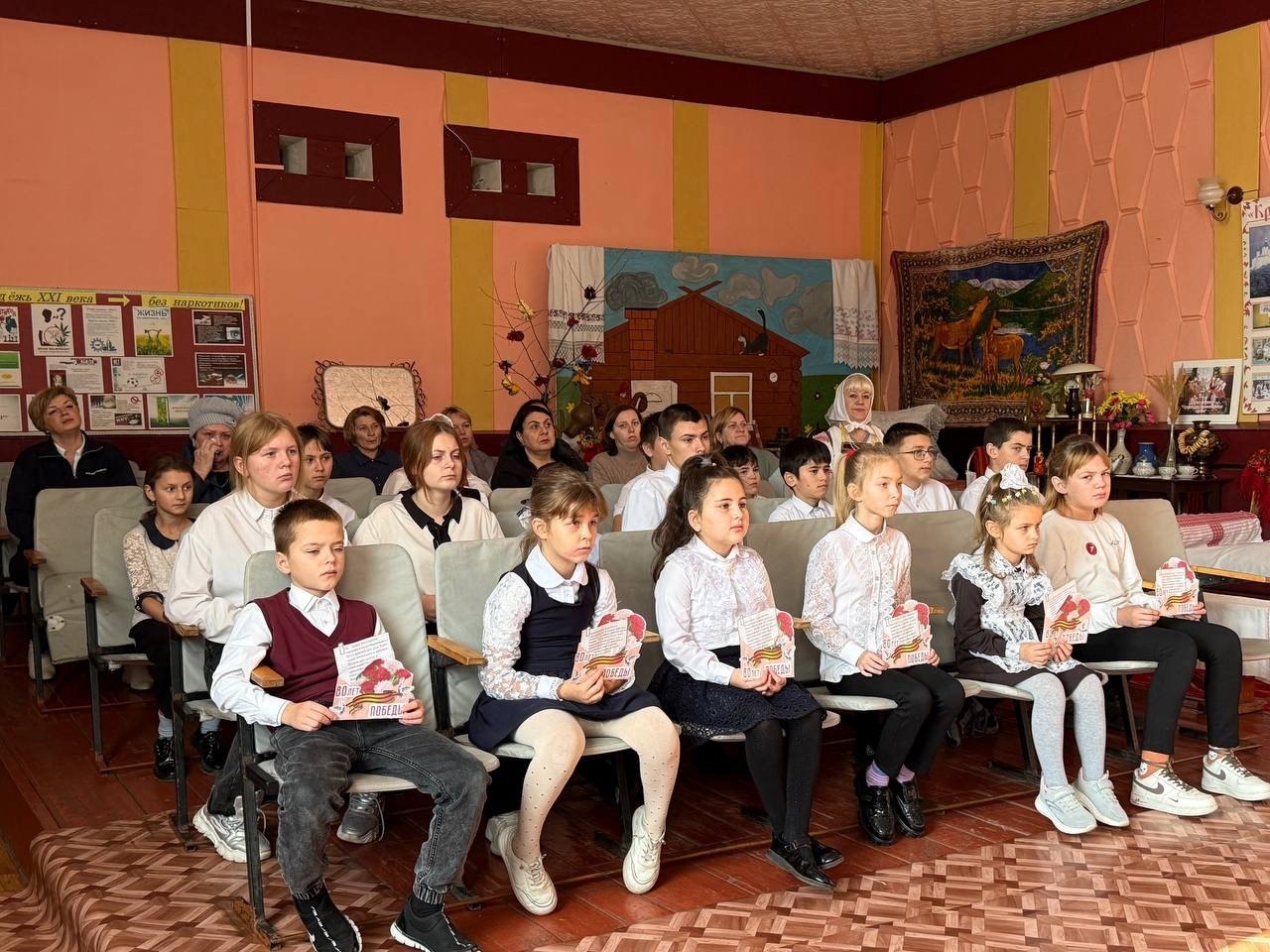 От Сердца к Сердцу: Ветераны-пограничники передали важный Урок мужества «В жизни всегда есть место подвигу!» От Сердца к Сердцу: Ветераны-пограничники передали важный Урок мужества «В жизни всегда есть место подвигу!»