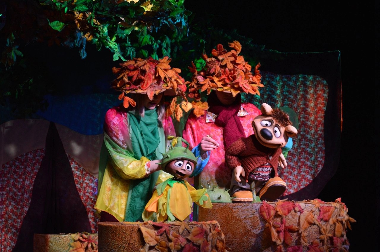 Приготовьтесь к путешествию, где куклы оживают, а сказки становятся реальностью! Приготовьтесь к путешествию, где куклы оживают, а сказки становятся реальностью!