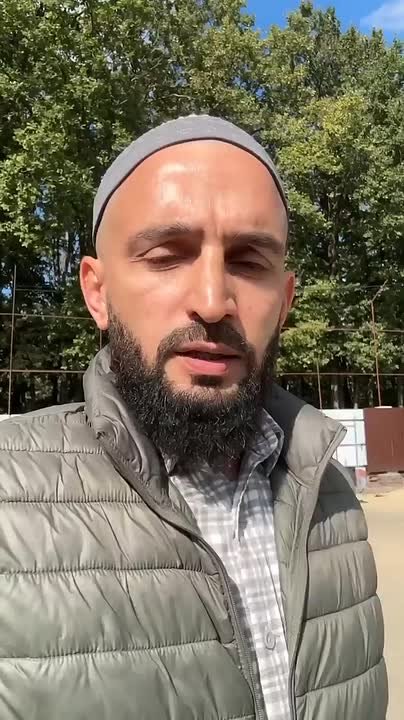 Нерусский радикал против русского по духу имама