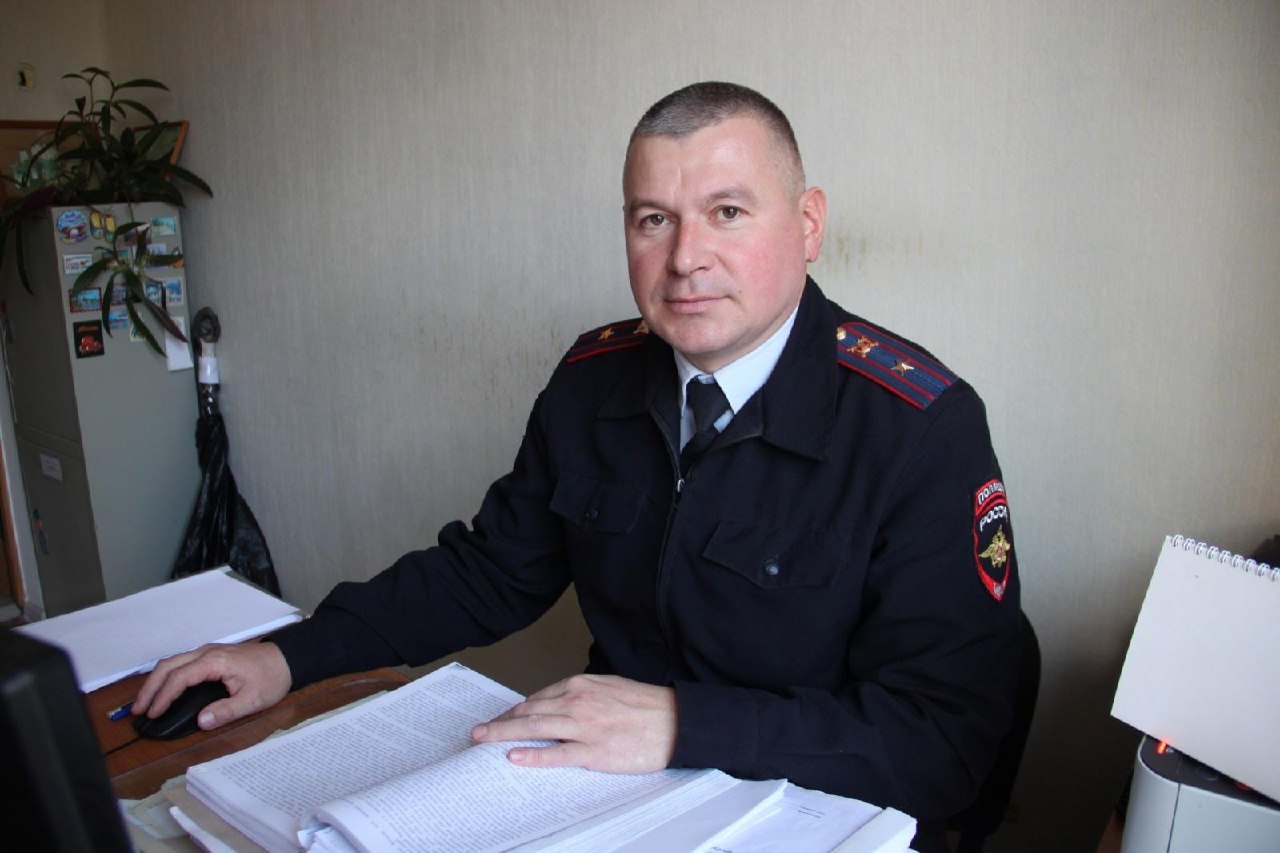 Сергей Цуканов: Уважаемые работники полиции, дорогие ветераны органов внутренних дел Фатежского района! Примите поздравления с Днем сотрудника органов внутренних дел Российской Федерации! Сергей Цуканов: Уважаемые работники полиции, дорогие ветераны органов внутренних дел Фатежского района! Примите поздравления с Днем сотрудника органов внутренних дел Российской Федерации!