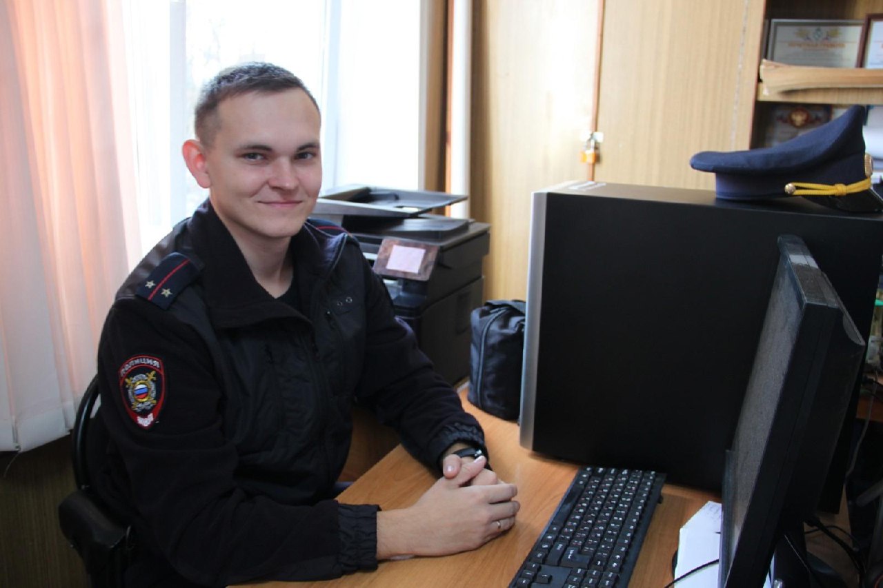 Сергей Цуканов: Уважаемые работники полиции, дорогие ветераны органов внутренних дел Фатежского района! Примите поздравления с Днем сотрудника органов внутренних дел Российской Федерации! Сергей Цуканов: Уважаемые работники полиции, дорогие ветераны органов внутренних дел Фатежского района! Примите поздравления с Днем сотрудника органов внутренних дел Российской Федерации!