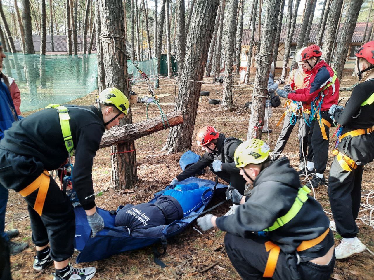 7 ноября 2025 года в ДОЛ им. У. Громовой состоялись осенние региональные соревнования «Школа безопасности» 7 ноября 2025 года в ДОЛ им. У. Громовой состоялись осенние региональные соревнования «Школа безопасности»