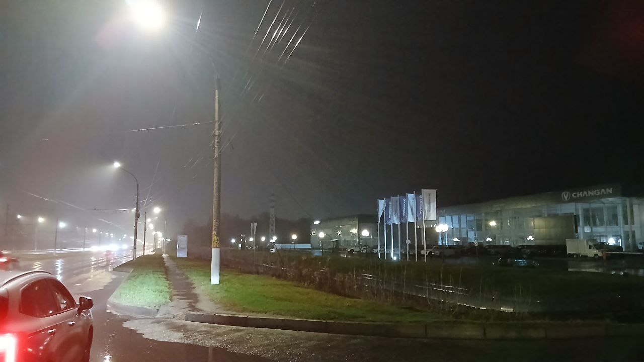 Ночью сотрудники Минприроды искали неприятный запах на улицах Курска и нашли горящие деревья в Кукуевке Ночью сотрудники Минприроды искали неприятный запах на улицах Курска и нашли горящие деревья в Кукуевке