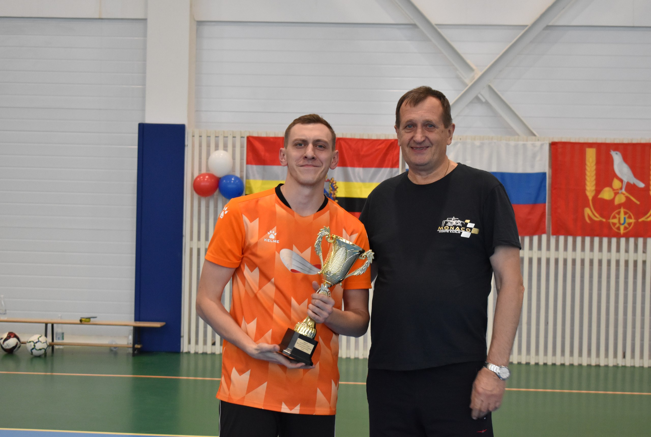 8 ноября в новом ФОКе «Мир», расположенном в поселке «Меркурий» Железногорского района, прошел Открытый Кубок Железногорского района по мини-футболу 8 ноября в новом ФОКе «Мир», расположенном в поселке «Меркурий» Железногорского района, прошел Открытый Кубок Железногорского района по мини-футболу