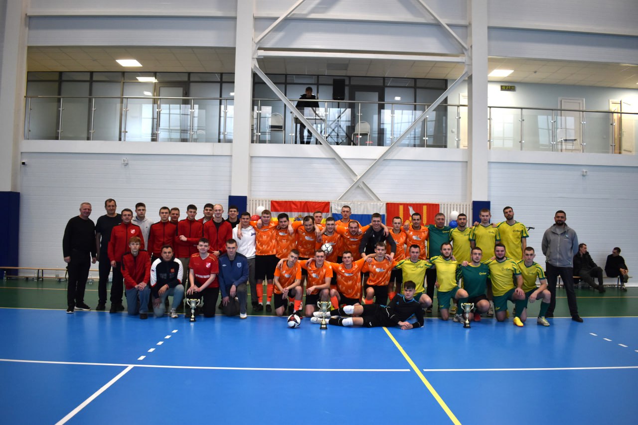 Александр Фролков: 8 ноября в физкультурно-оздоровительном комплексе «Мир» состоялся Открытый Кубок Железногорского района по мини-футболу Александр Фролков: 8 ноября в физкультурно-оздоровительном комплексе «Мир» состоялся Открытый Кубок Железногорского района по мини-футболу