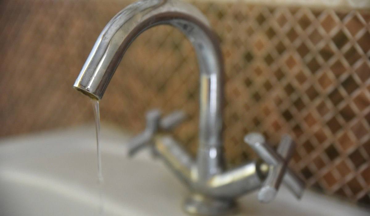 8 улиц северо-запада остались без горячей воды и отопления