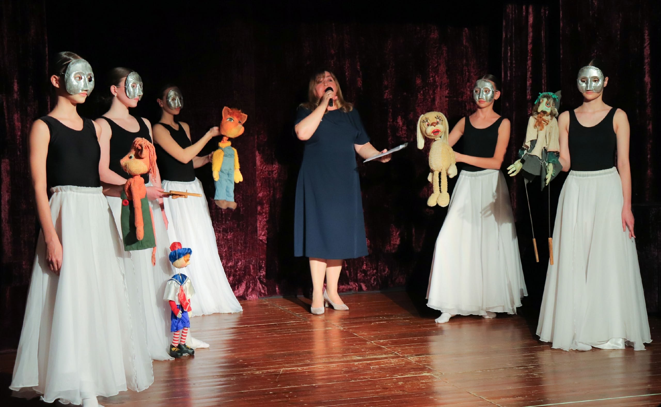 Поздравляем Образцовый коллектив «Театр кукол «Буратино» с 35-летием со дня основания! Поздравляем Образцовый коллектив «Театр кукол «Буратино» с 35-летием со дня основания!