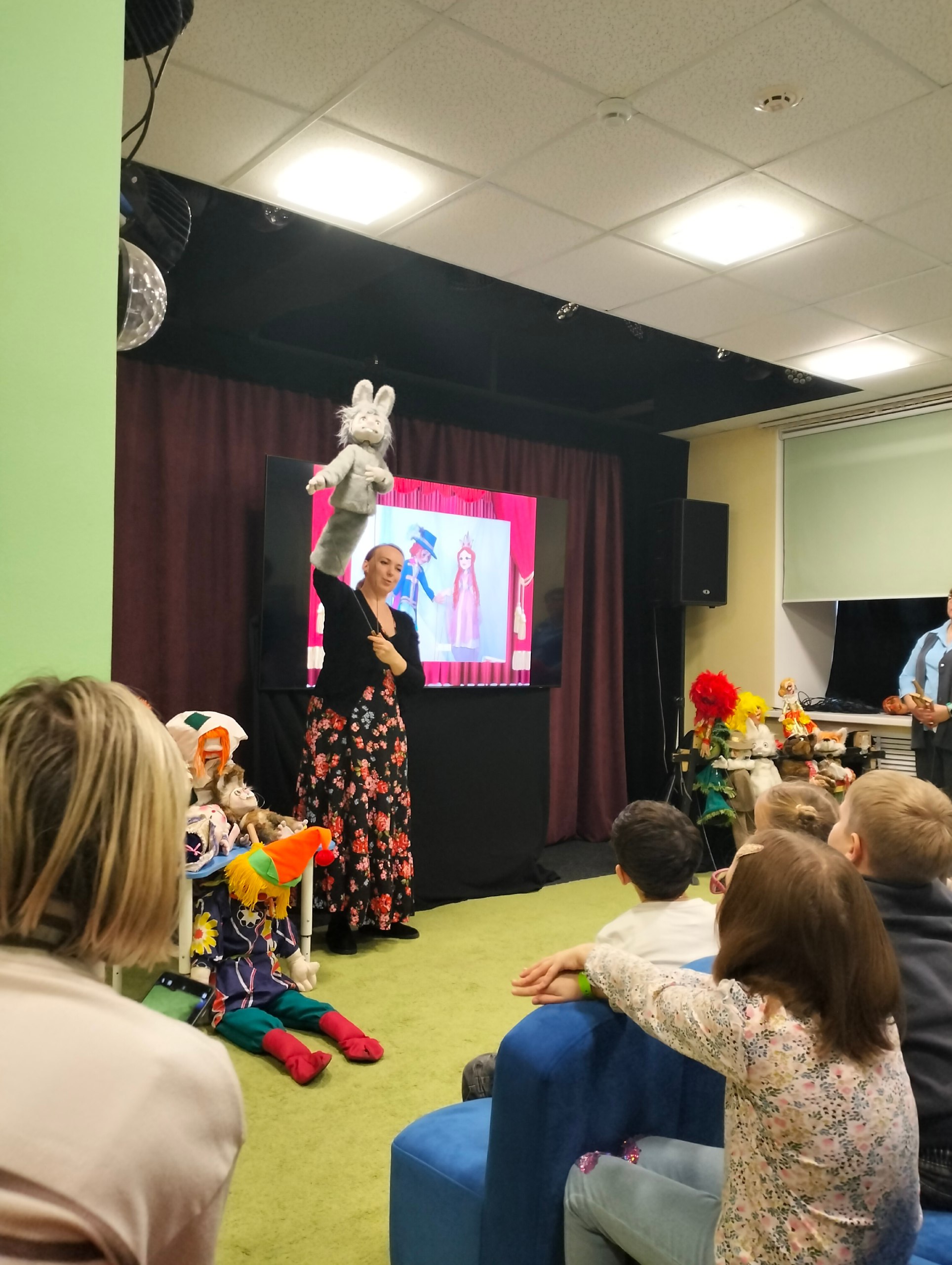 Волшебный мир кукольного театра Волшебный мир кукольного театра