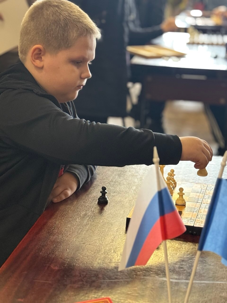 В Льговской центральной библиотеке прошел шахматно-шашечный турнир среди школьников разных возрастов