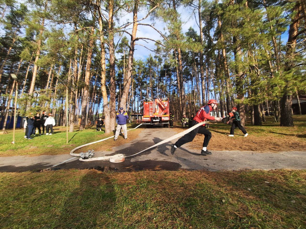 7 ноября 2025 года в ДОЛ им. У. Громовой состоялись осенние региональные соревнования «Школа безопасности» 7 ноября 2025 года в ДОЛ им. У. Громовой состоялись осенние региональные соревнования «Школа безопасности»