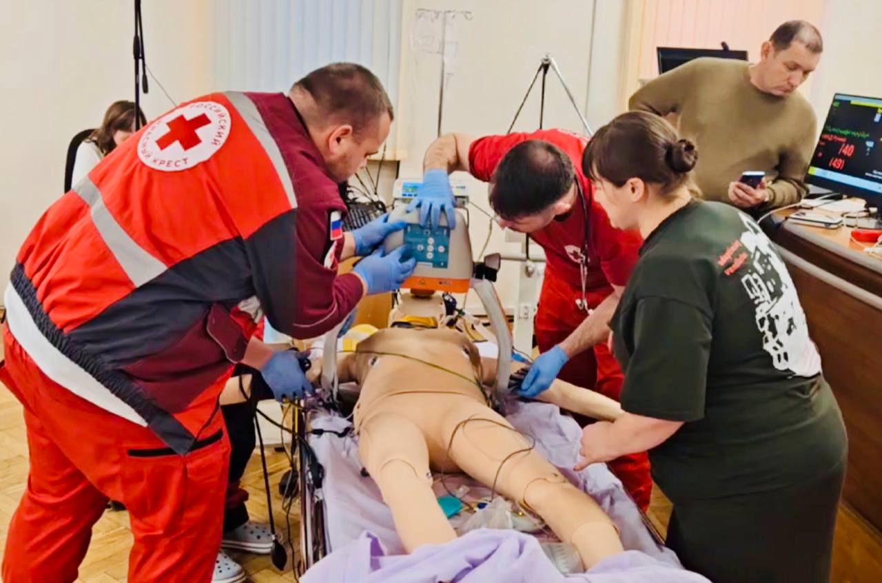 Курские медики завоевали «серебро» на всероссийских соревнованиях реанимационных бригад Курские медики завоевали «серебро» на всероссийских соревнованиях реанимационных бригад