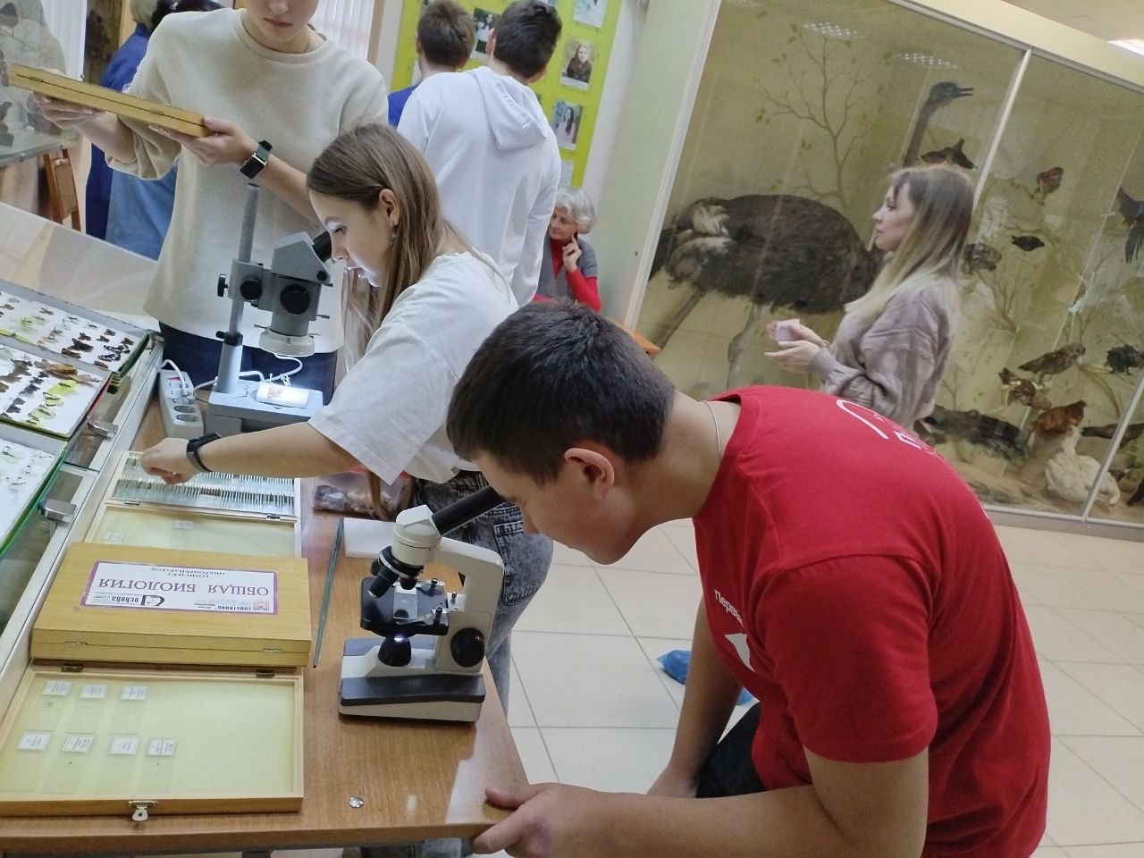 Председатели первичных отделений Нижнереутской школы Колкнев Александр, Хмелевской школы Новикова Дарья и активистка первичного отделения Фатежской школы №1 Цыганкова Вероника в рамках проекта «Профэкспедиция» посетили... Председатели первичных отделений Нижнереутской школы Колкнев Александр, Хмелевской школы Новикова Дарья и активистка первичного отделения Фатежской школы №1 Цыганкова Вероника в рамках проекта «Профэкспедиция» посетили...