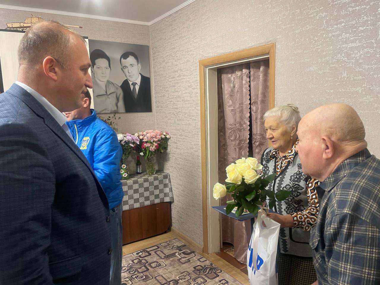 Бриллиантовая свадьба — 60 лет вместе! Бриллиантовая свадьба — 60 лет вместе!