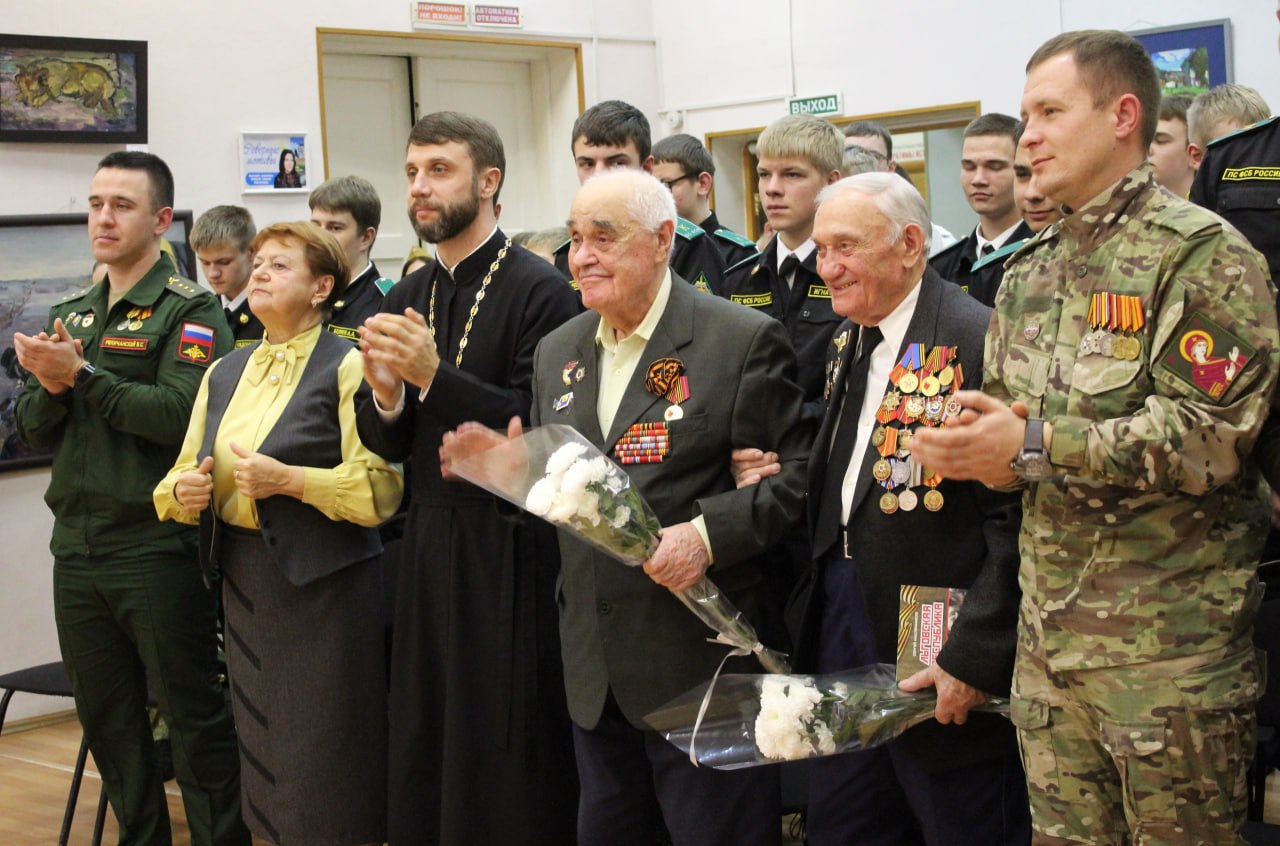 В Курске прошла программа «Служу России!» в преддверии Всероссийского дня призывника В Курске прошла программа «Служу России!» в преддверии Всероссийского дня призывника