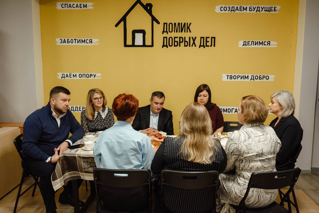 Александр Хинштейн: 10 лет добра, заботы, поддержки и помощи Александр Хинштейн: 10 лет добра, заботы, поддержки и помощи