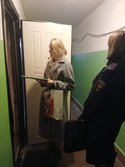 В рамках проведения межведомственной комплексной оперативно - профилактической операции «Чистое поколение» в минувшую среду с инспектором ОПДН МО МВД России "Курчатовский", специалистами ОКУ "Льговский центр соцпомощи... В рамках проведения межведомственной комплексной оперативно - профилактической операции «Чистое поколение» в минувшую среду с инспектором ОПДН МО МВД России "Курчатовский", специалистами ОКУ "Льговский центр соцпомощи...