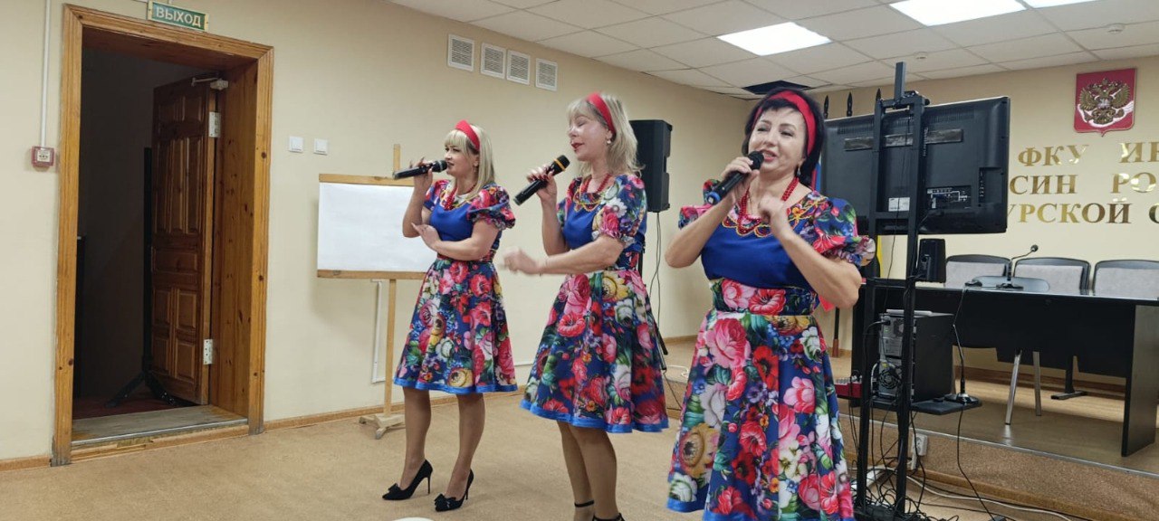 Сегодня во г.Льгове состоялся выездной концерт в честь празднования ветеранов уголовно-исполнительной системы!