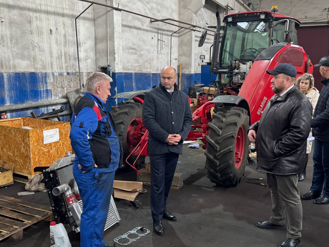 Курскую область с рабочим визитом посетила делегация Республики Беларусь во главе с Чрезвычайным и Полномочным Послом Республики Беларусь в РФ Александром Рогожником Курскую область с рабочим визитом посетила делегация Республики Беларусь во главе с Чрезвычайным и Полномочным Послом Республики Беларусь в РФ Александром Рогожником