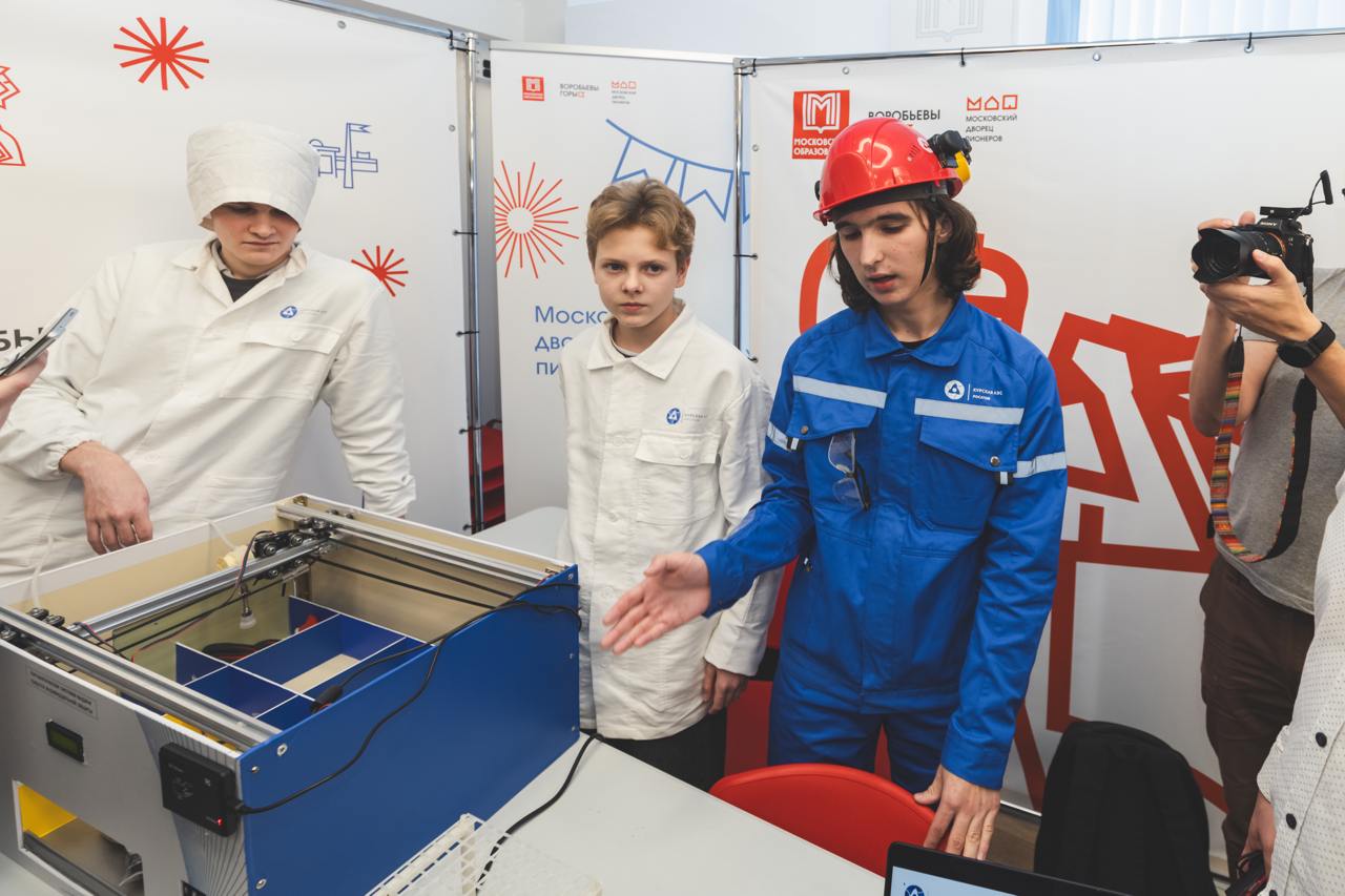 Школьники из Курчатова создали системы для повышения безопасности на АЭС Школьники из Курчатова создали системы для повышения безопасности на АЭС