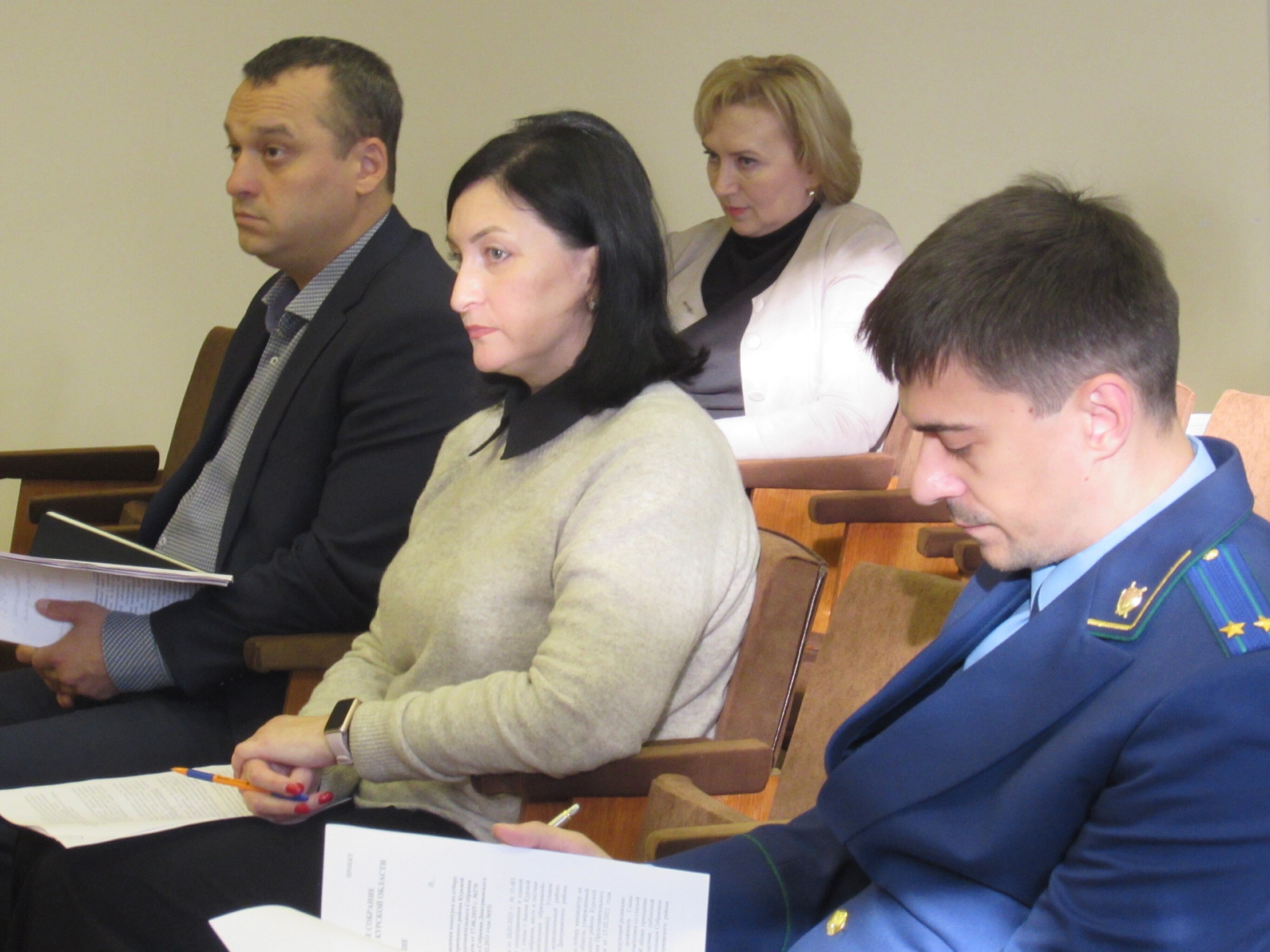 Состоялось очередное заседание Представительного Собрания Дмитриевского района Состоялось очередное заседание Представительного Собрания Дмитриевского района