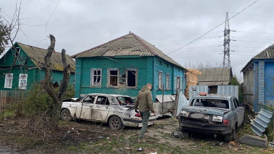 Во Льгове ликвидируют последствия удара ВСУ Во Льгове ликвидируют последствия удара ВСУ