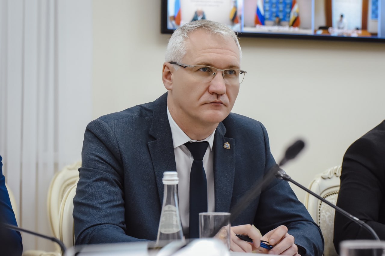 Губернатор Курской области Александр Хинштейн подписал распоряжение о назначении руководителей исполнительных органов региона