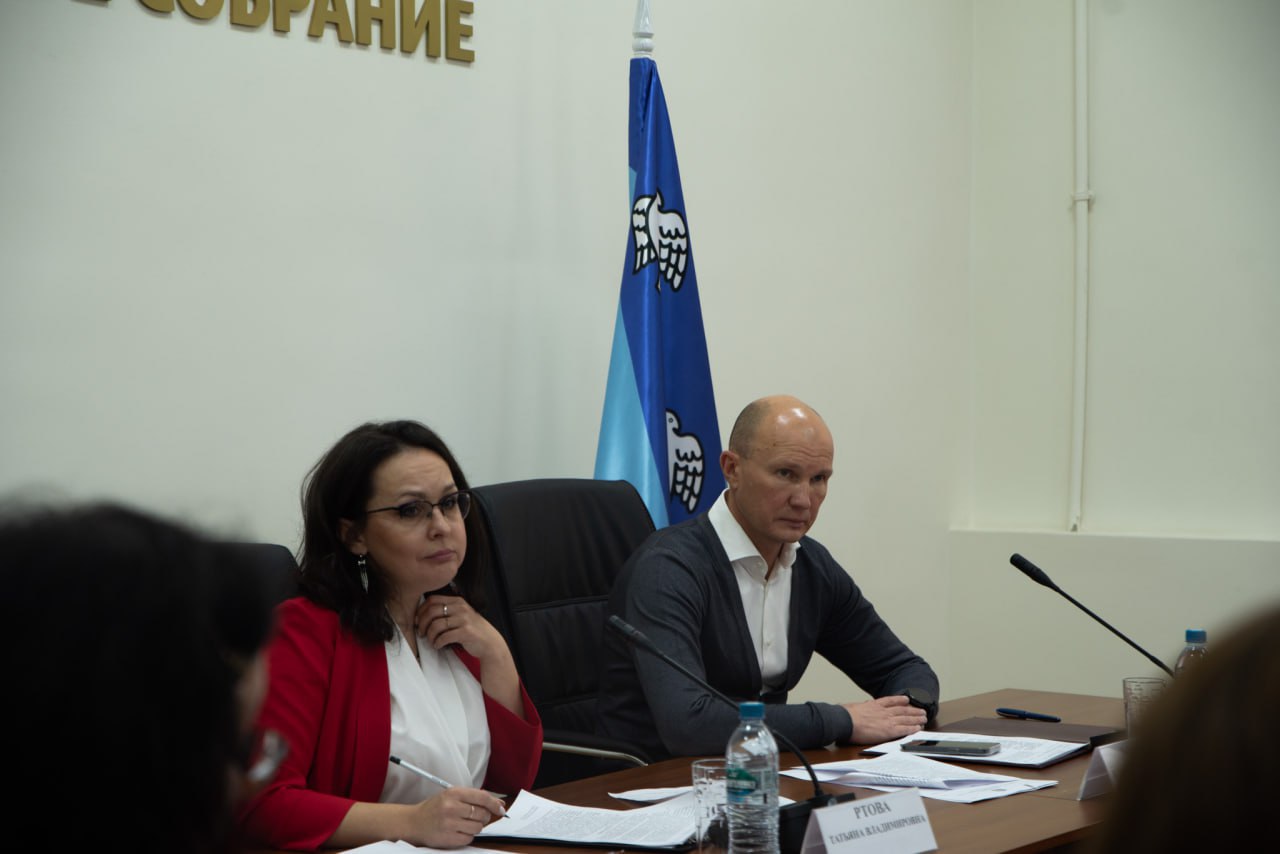 В Курске состоялось заседание комиссии по делам несовершеннолетних и защите их прав В Курске состоялось заседание комиссии по делам несовершеннолетних и защите их прав