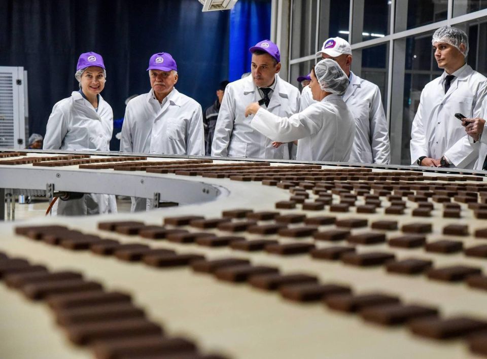 Александр Хинштейн: Возрождение легенды. Наша фабрика «КОНТИ-РУС» возвращает линейку фирменных конфет «Курские»