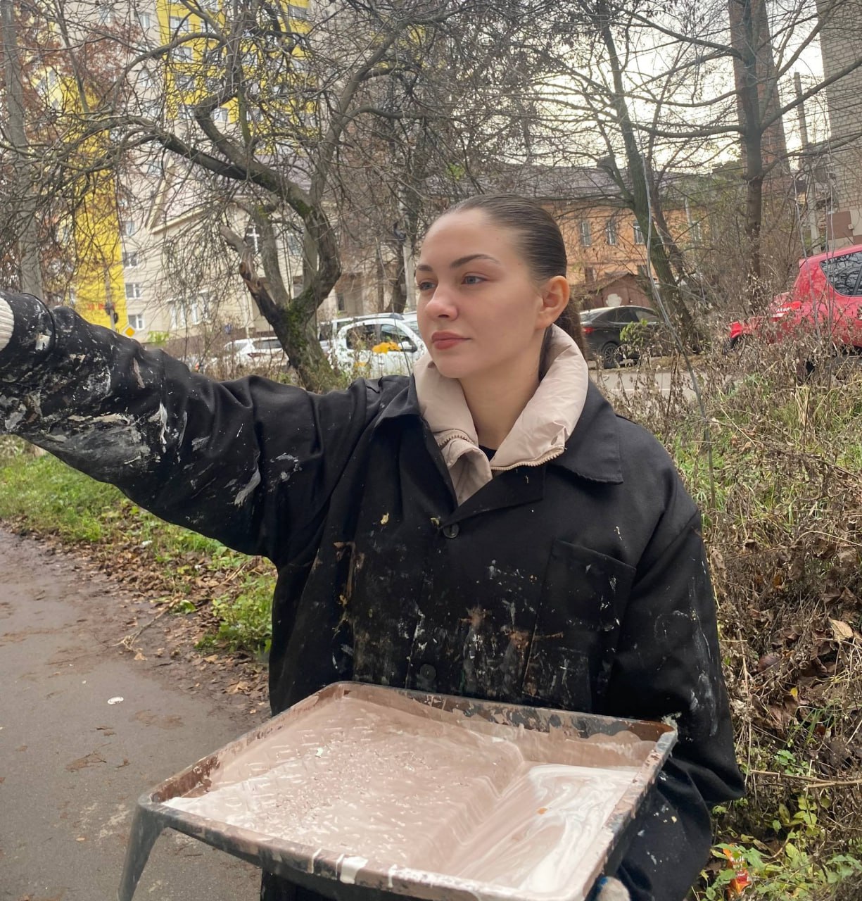 В рамках проекта «Чистый город» и межведомственной оперативно-профилактической операции «Чистое поколение - 2025» в Центральном округе устраняют наркотическую рекламу