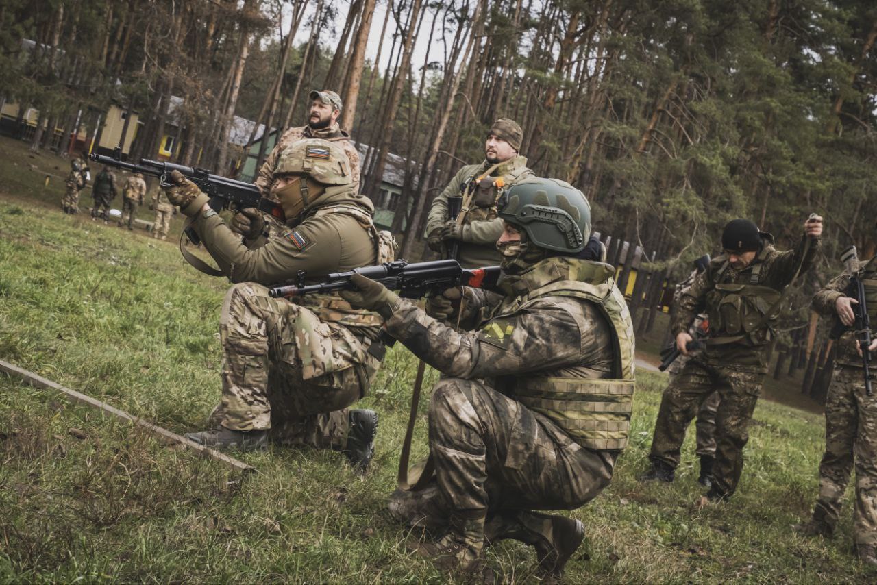 Игорь Корпунков: Народные дружины Курчатова и Курска провели совместную тренировку Игорь Корпунков: Народные дружины Курчатова и Курска провели совместную тренировку