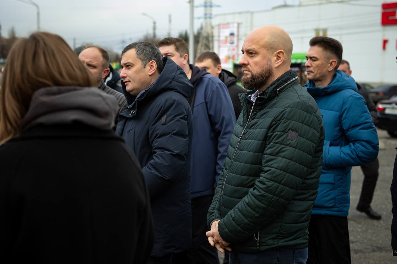 Евгений Маслов: Сегодня вместе с губернатором Александром Хинштейном и коллегами из регионального правительства осмотрели несколько памятников, которые ремонтируются в городе Евгений Маслов: Сегодня вместе с губернатором Александром Хинштейном и коллегами из регионального правительства осмотрели несколько памятников, которые ремонтируются в городе
