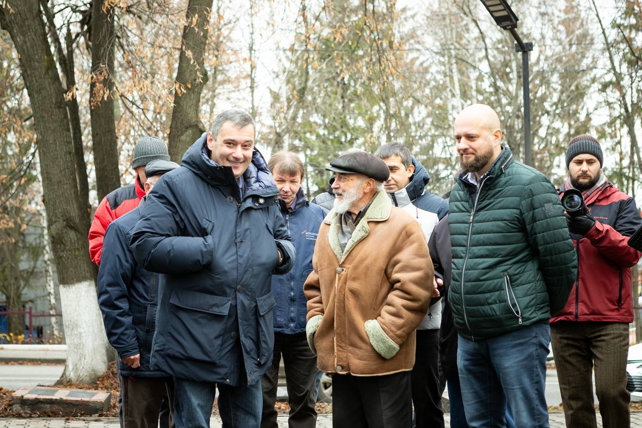 Евгений Маслов: Сегодня вместе с губернатором Александром Хинштейном и коллегами из регионального правительства осмотрели несколько памятников, которые ремонтируются в городе Евгений Маслов: Сегодня вместе с губернатором Александром Хинштейном и коллегами из регионального правительства осмотрели несколько памятников, которые ремонтируются в городе