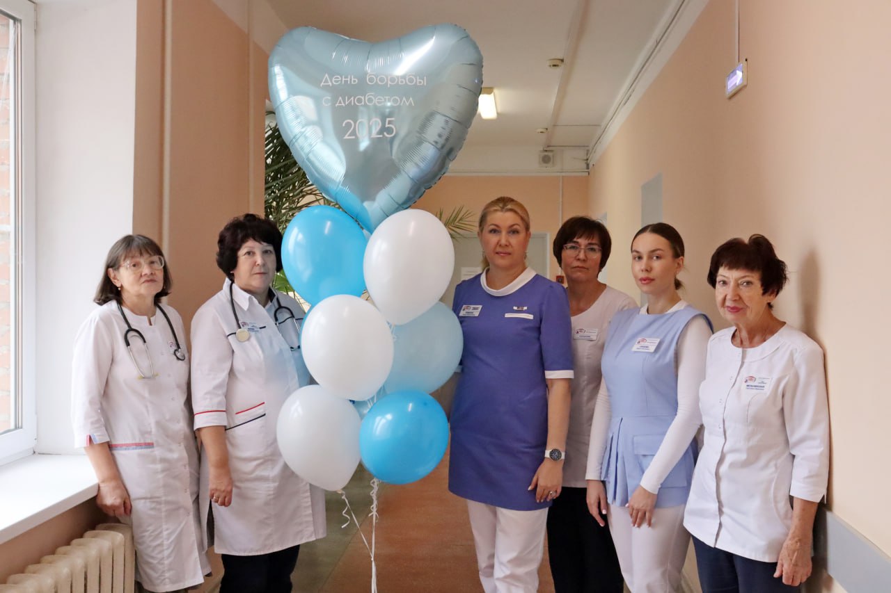 В Курской областной больнице прошла акция, посвященная Всемирному дню борьбы с диабетом В Курской областной больнице прошла акция, посвященная Всемирному дню борьбы с диабетом