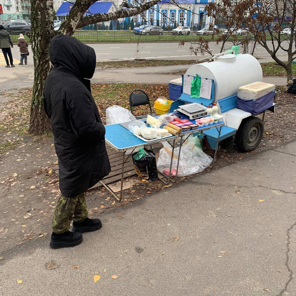 В выходные дни сотрудники комитета предпринимательства, потребительского рынка и развития общественных пространств администрации города Курска провели рейды по пресечению несанкционированной торговли на территории города