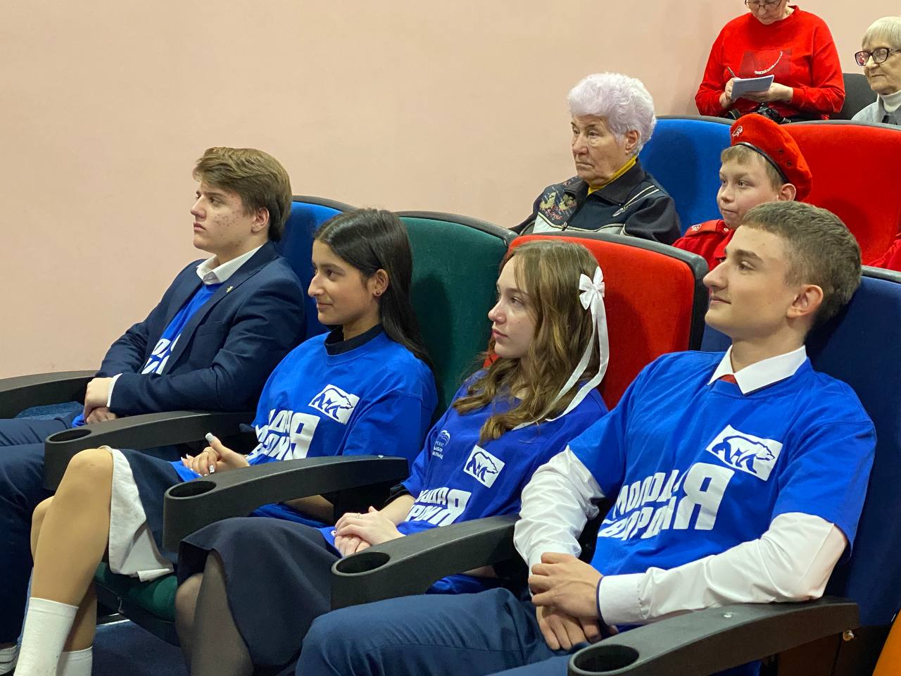 "Молодая Гвардия Единой России" отмечает 20-летний юбилей! "Молодая Гвардия Единой России" отмечает 20-летний юбилей!