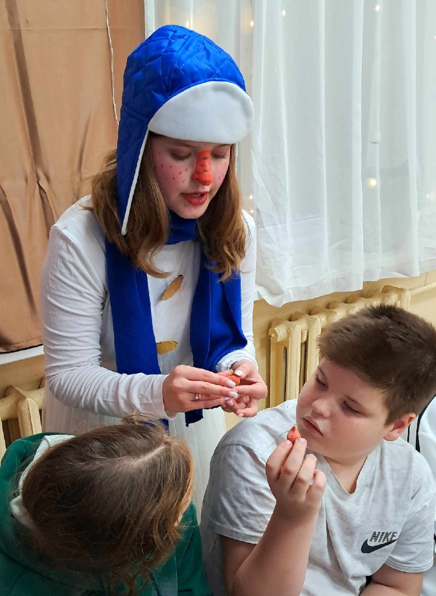 В Культурном центре "Алиса" прошло удивительное мероприятие, посвященное Дню рождения замечательного волшебника Деда Мороза! В Культурном центре "Алиса" прошло удивительное мероприятие, посвященное Дню рождения замечательного волшебника Деда Мороза!