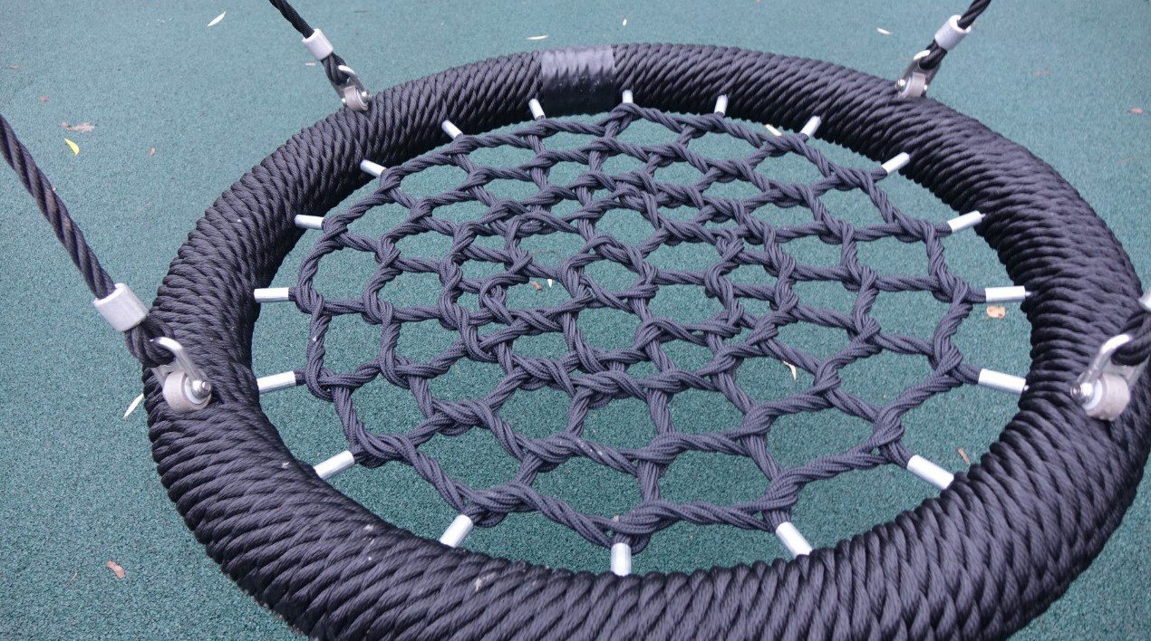 Игорь Корпунков: Сегодня осмотрели детские площадки, установленные в Курчатове в этом году Игорь Корпунков: Сегодня осмотрели детские площадки, установленные в Курчатове в этом году