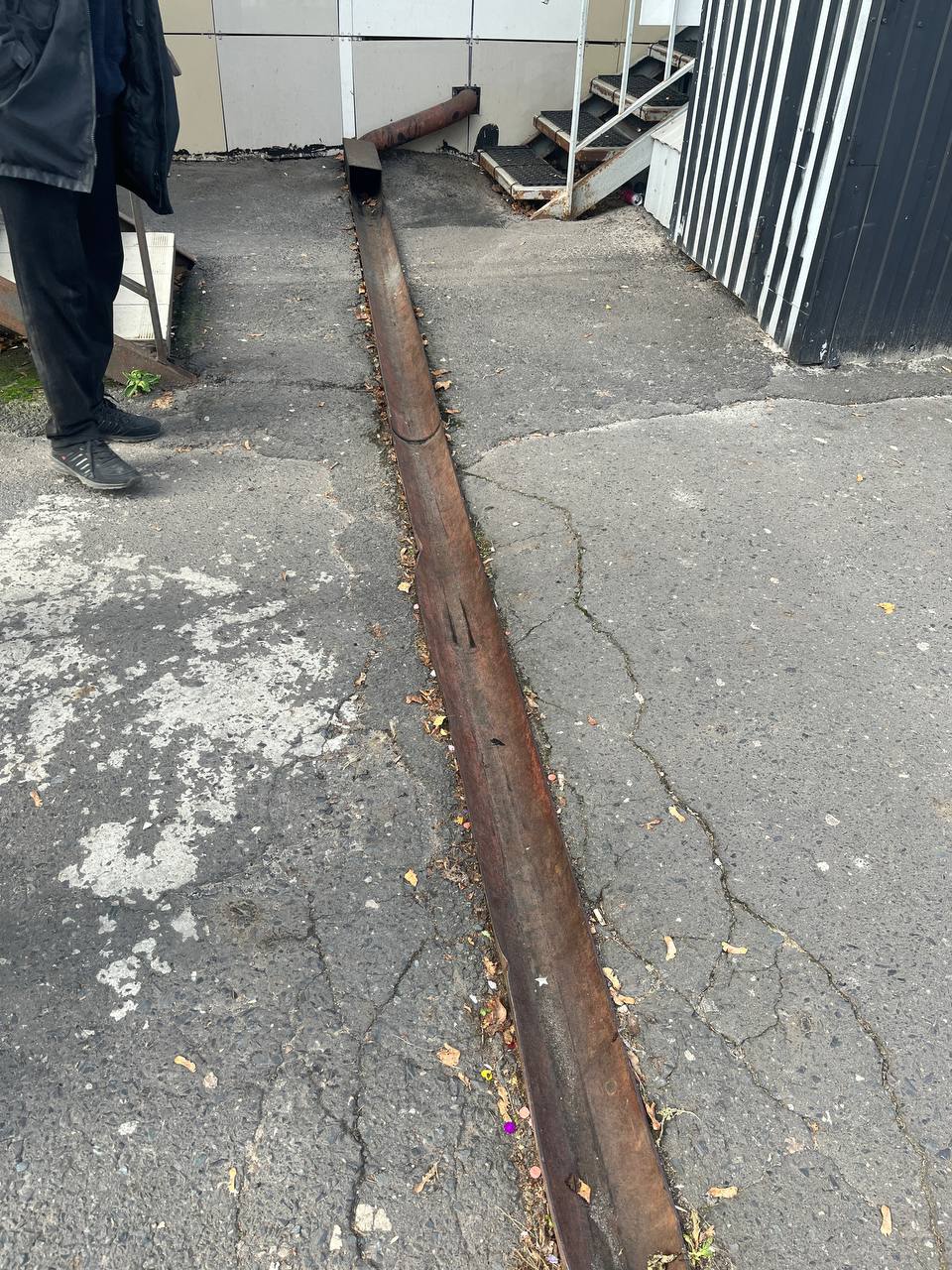 Прокуратура требует устранить нарушения в сфере жилищно-коммунального хозяйства и обращения с твёрдыми коммунальными отходами Прокуратура требует устранить нарушения в сфере жилищно-коммунального хозяйства и обращения с твёрдыми коммунальными отходами