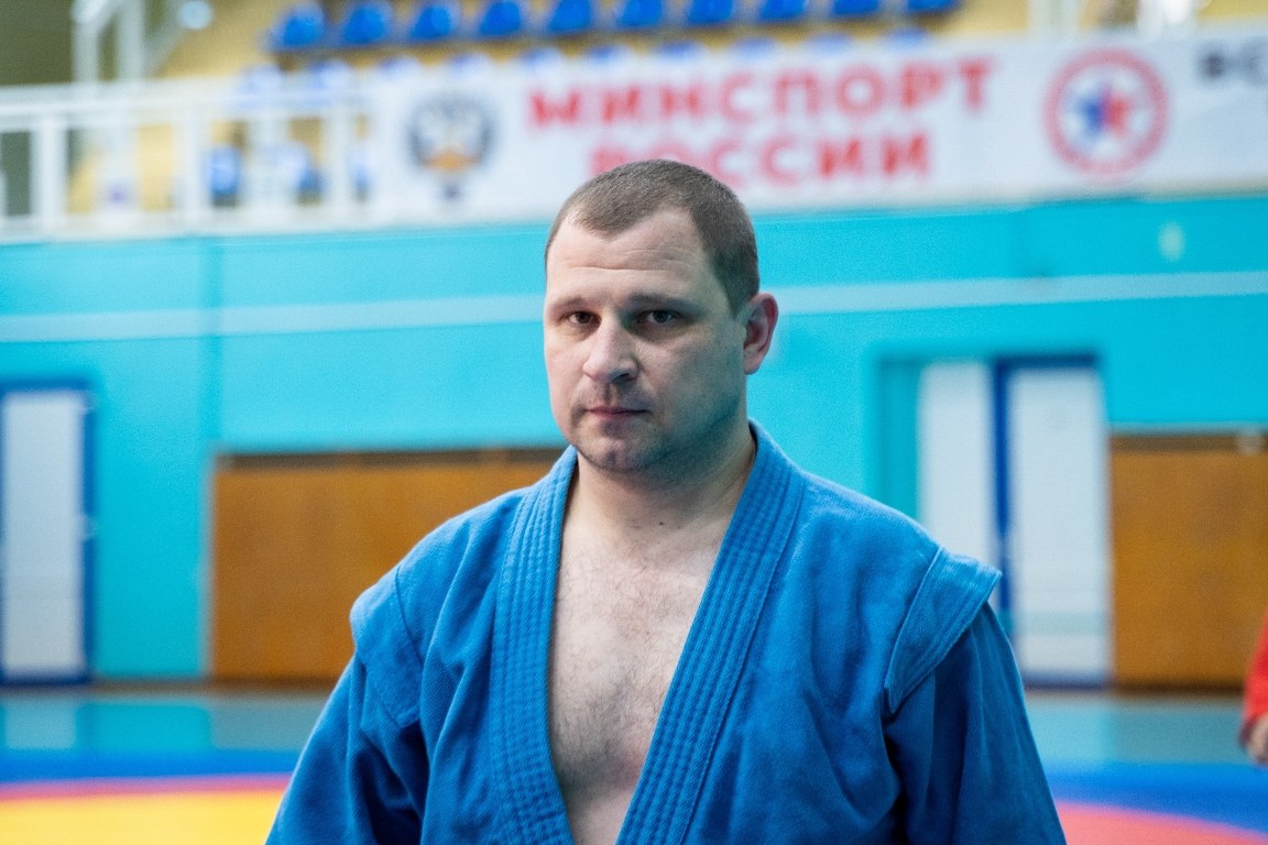 В спортивном комплексе ЮЗГУ прошел Чемпионат Курской области по самбо среди мужчин и женщин