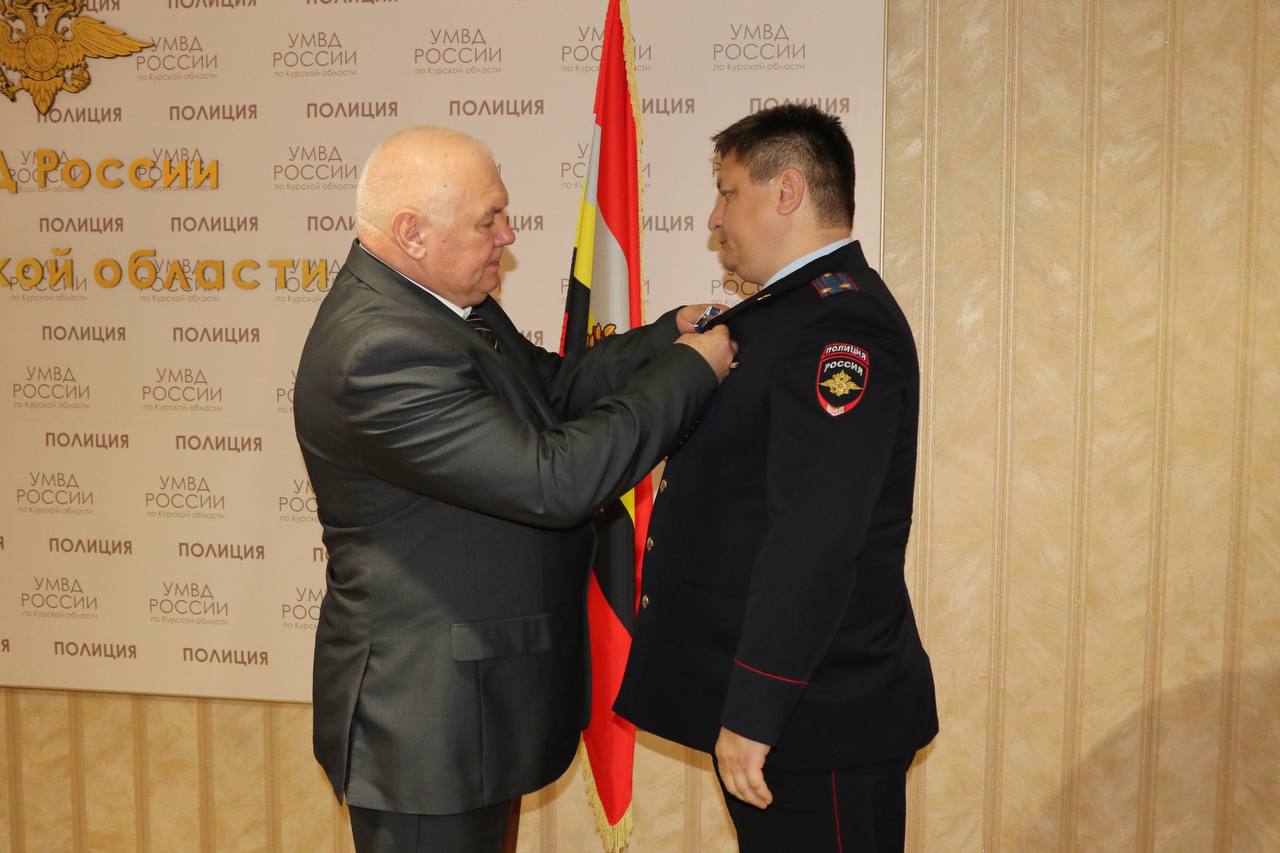 Службе участковых уполномоченных полиции – 102 года Службе участковых уполномоченных полиции – 102 года