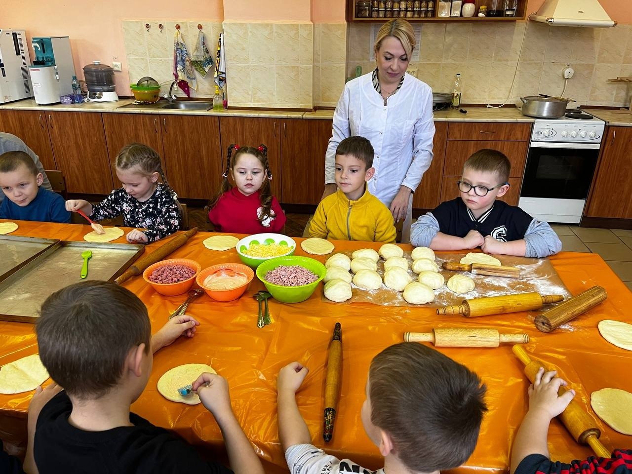 Юные воспитанники детского сада комбинированного вида № 95 Курска посетили Курский государственный аграрный университет Юные воспитанники детского сада комбинированного вида № 95 Курска посетили Курский государственный аграрный университет