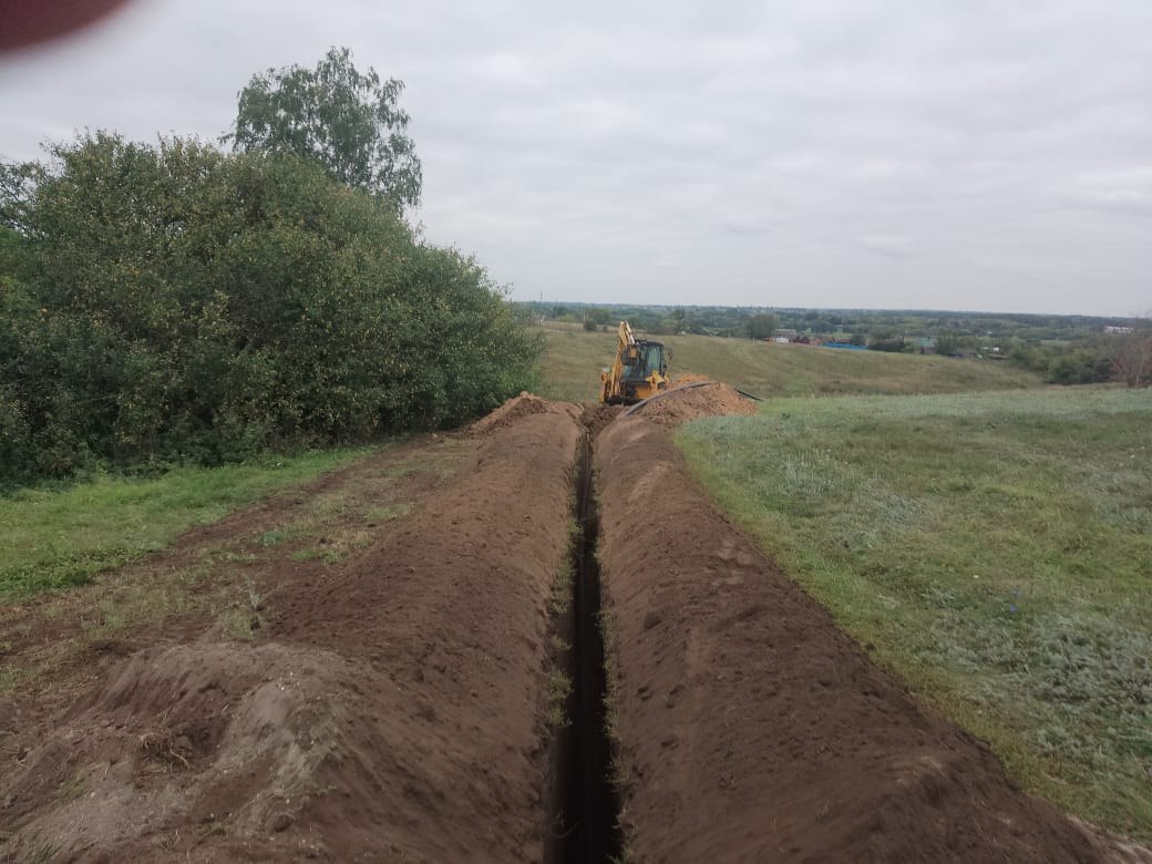В деревне Ефремовке Краснополянского сельсовета Черемисиновского района завершают строительство системы водоснабжения