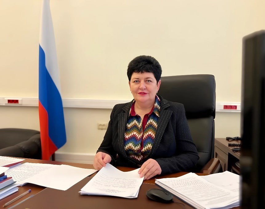 Ольга Германова: Периодически даю землякам разъяснения о реализации жилищных сертификатов