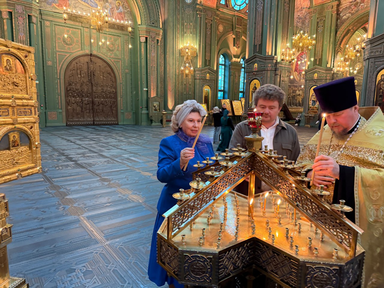 Татьяна Москалькова: В Главном храме Вооруженных Сил Российской Федерации совершила молебен о возвращении Курских жителей, незаконно удерживаемых на территории Украины, пленных и без вести пропавших Татьяна Москалькова: В Главном храме Вооруженных Сил Российской Федерации совершила молебен о возвращении Курских жителей, незаконно удерживаемых на территории Украины, пленных и без вести пропавших