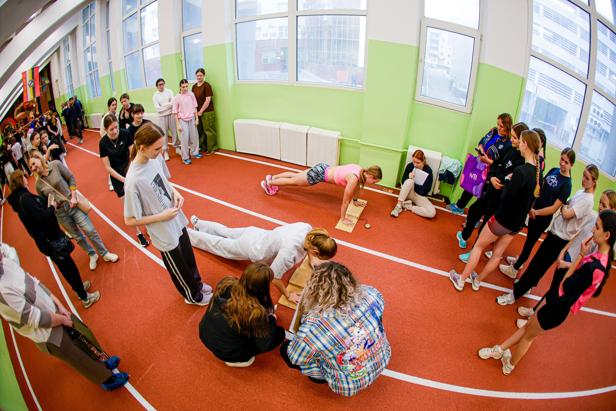 ФЕСТИВАЛЬ ГТО. На стадионе «Трудовые резервы» прошел фестиваль Всероссийского физкультурно-спортивного комплекса «Готов к труду и обороне» среди школьников ФЕСТИВАЛЬ ГТО. На стадионе «Трудовые резервы» прошел фестиваль Всероссийского физкультурно-спортивного комплекса «Готов к труду и обороне» среди школьников