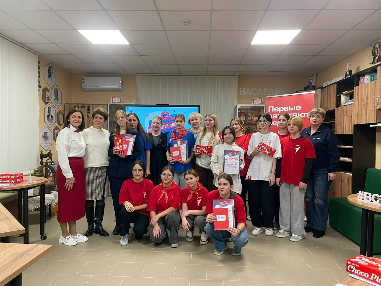 В Межпоселенческой библиотеке посёлка Поныри прошёл муниципальный этап регионального проекта "Серия интеллектуальных игр В Межпоселенческой библиотеке посёлка Поныри прошёл муниципальный этап регионального проекта "Серия интеллектуальных игр